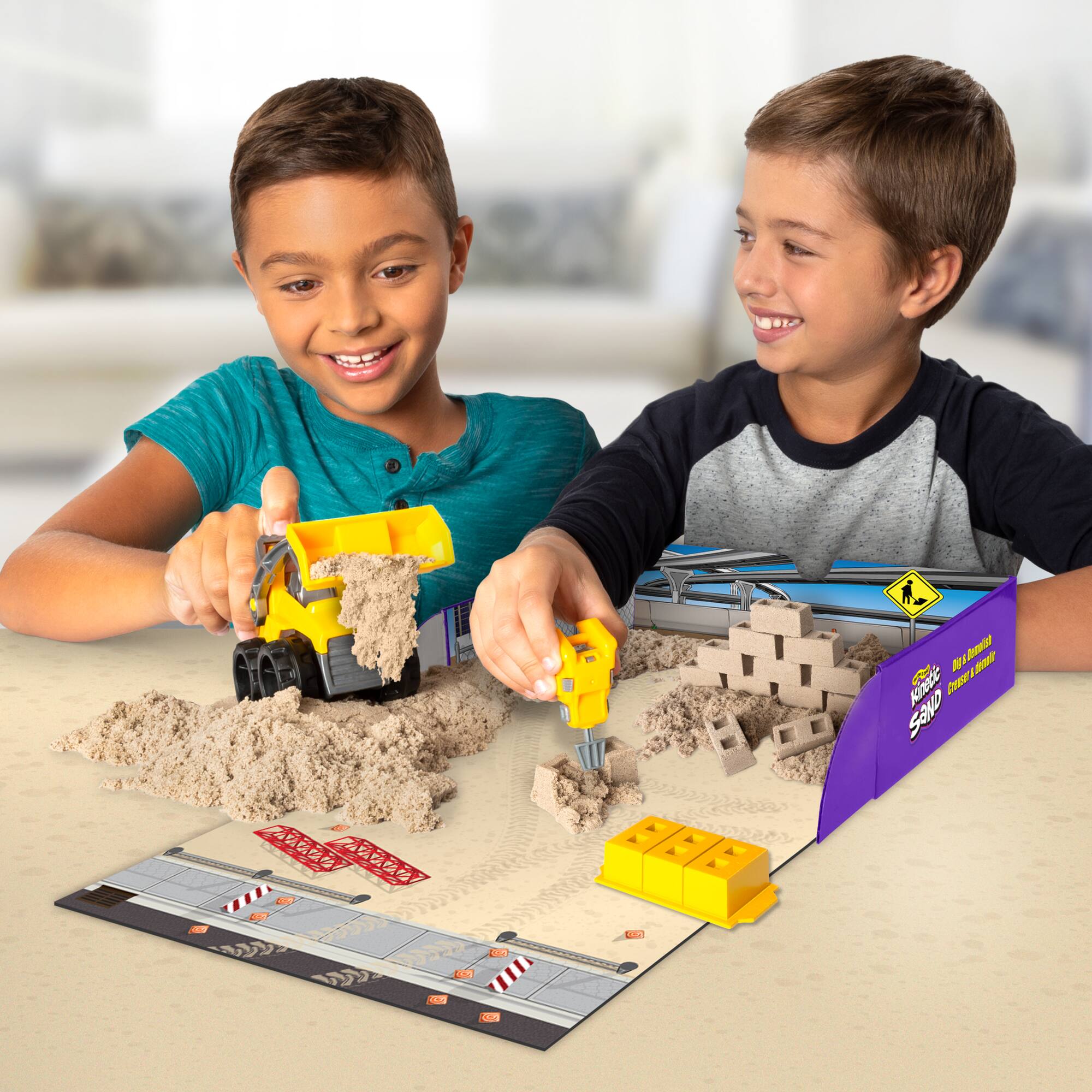 Kinetic Sand™ Dig & Demolish